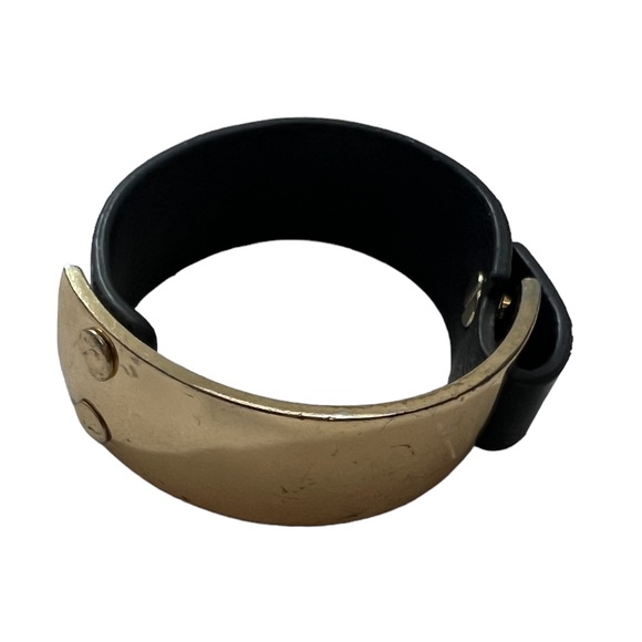 Two Leather Bracelets With Gold Plate ~ One Black, One Brown - Picture 11 of 15